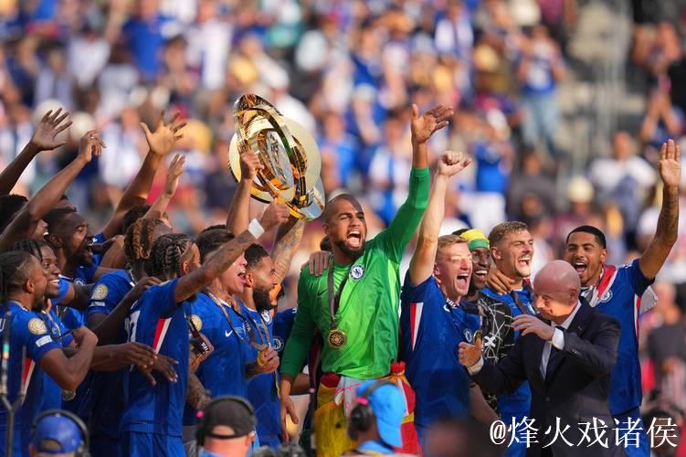 佐拉社媒庆祝切尔西夺冠：世界冠军表现出色马雷斯卡